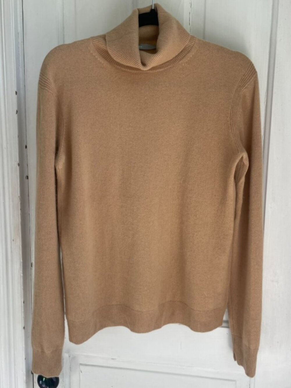 Vince Camel Turtleneck Sweater - Size Small